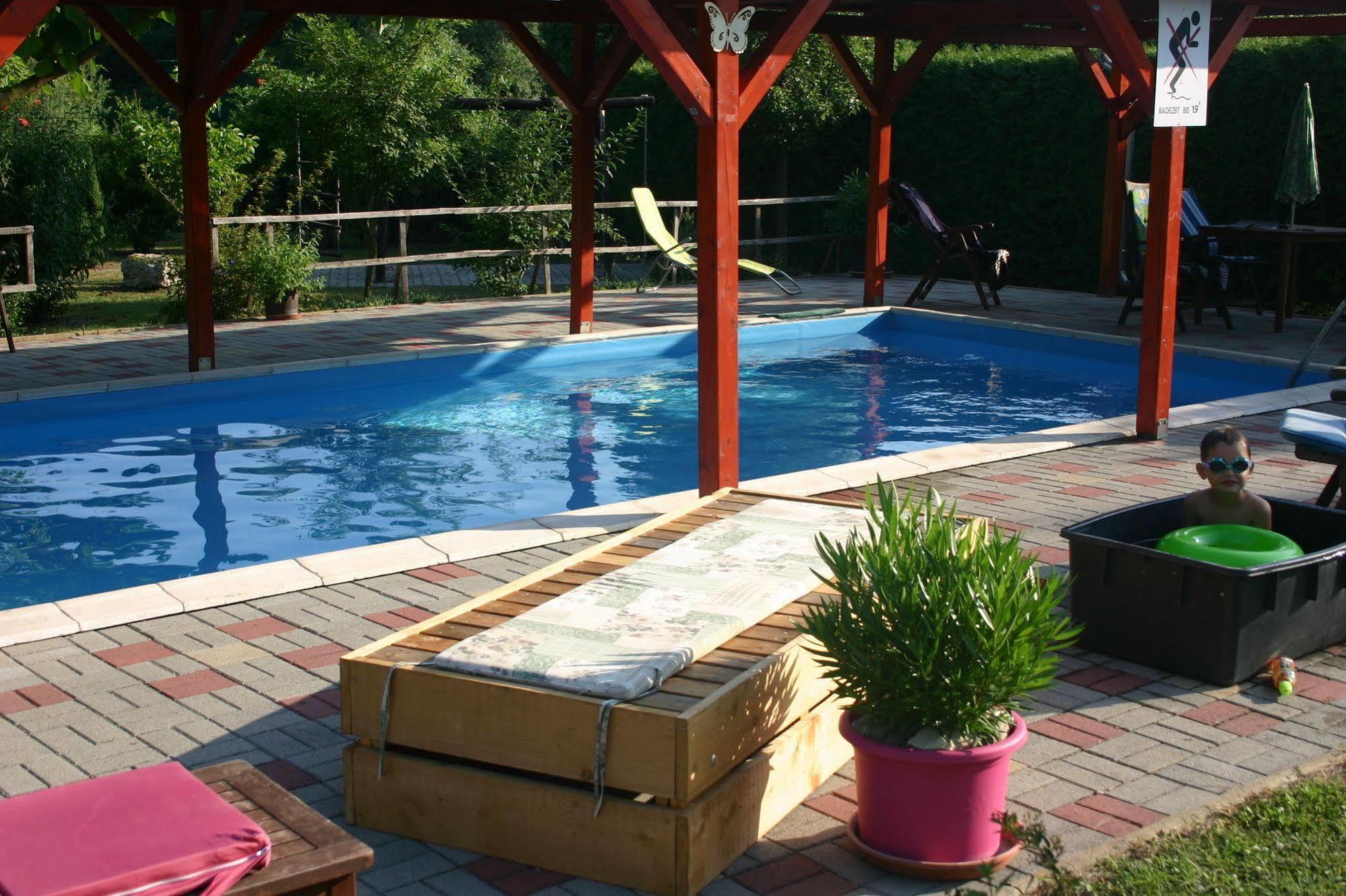 Lorelei Pension Adults Only Gyenesdiás Exterior foto