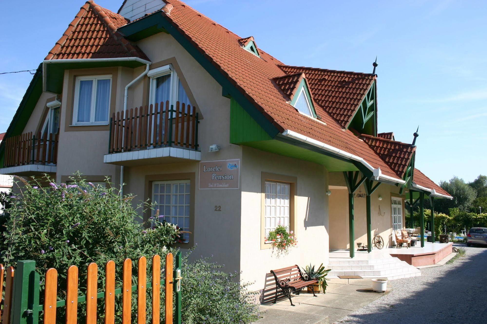 Lorelei Pension Adults Only Gyenesdiás Exterior foto